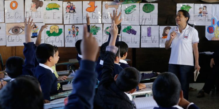 Ministerio de educación trabaja en eliminar prácticas de corrupción. (Foto: DCA)