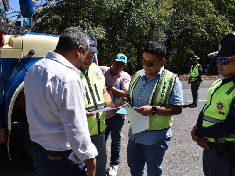 DGT y Provial trabajan juntos para garantizar seguridad vial. /Foto: CIV.