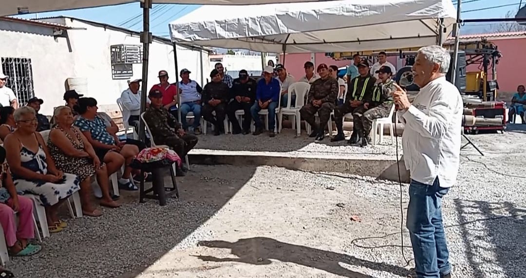 Mejoran distribución de agua en la comunidad Puerta de Golpe, Teculután