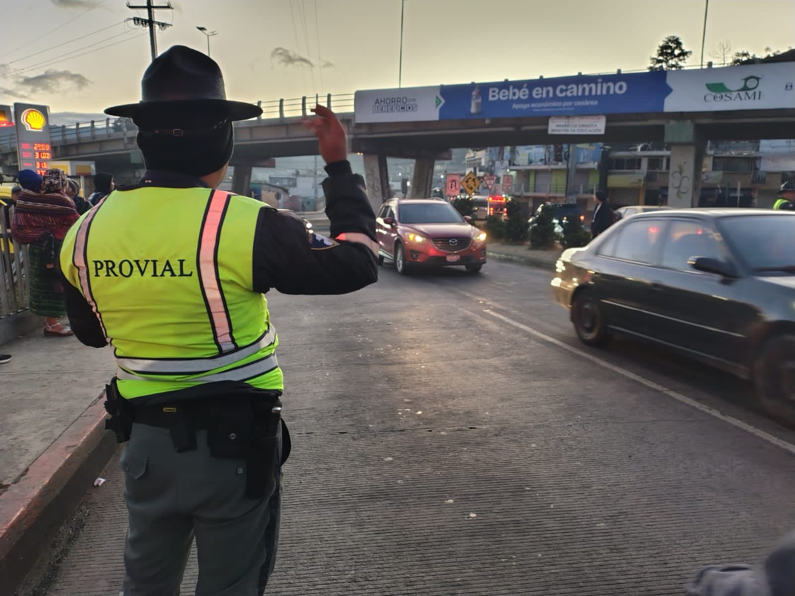 Mantienen puestos de control en Cuatro Caminos y Los Chorros, San Cristóbal Totonicapán