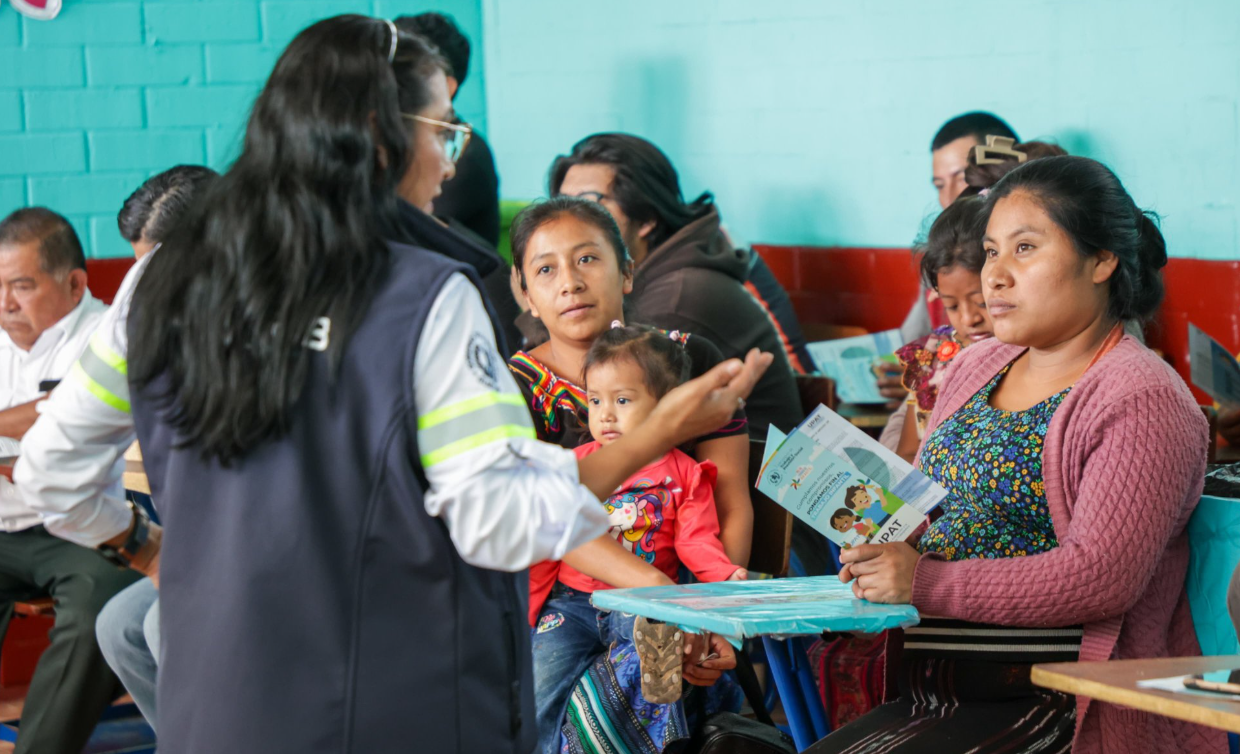Mintrab sensibiliza sobre el trabajo infantil en el área de productos pirotécnicos. /Foto: Mintrab.