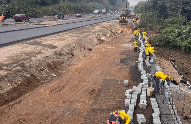 Así avanzan los trabajos en el km 44 de autopista Palín-Escuintla