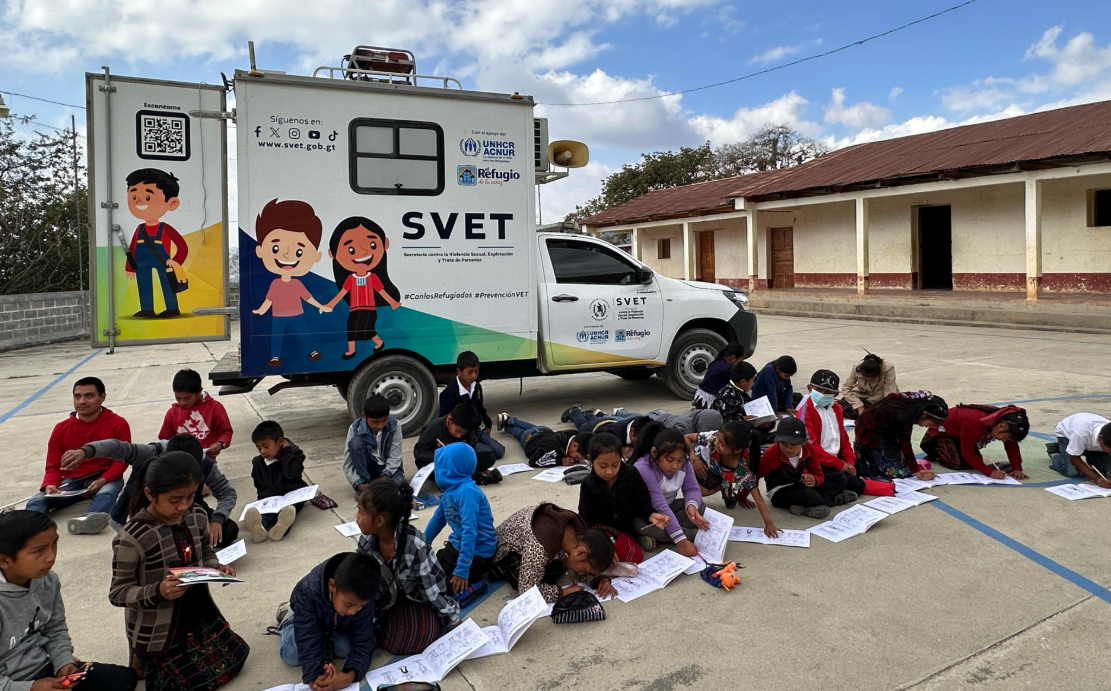 SVET lleva a cabo charlas de sensibilización y capacitación sobre cómo prevenir delitos VET. /Foto: SVET.