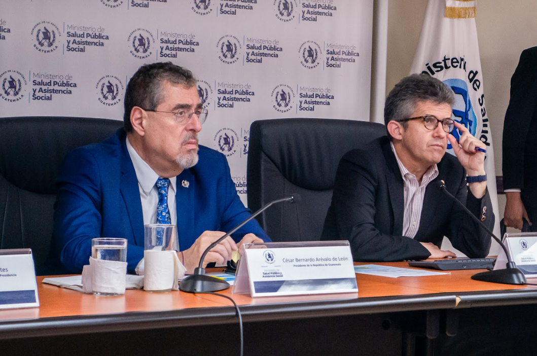 Durante la supervisión al Ministerio de Salud, destacan construcción de hospitales