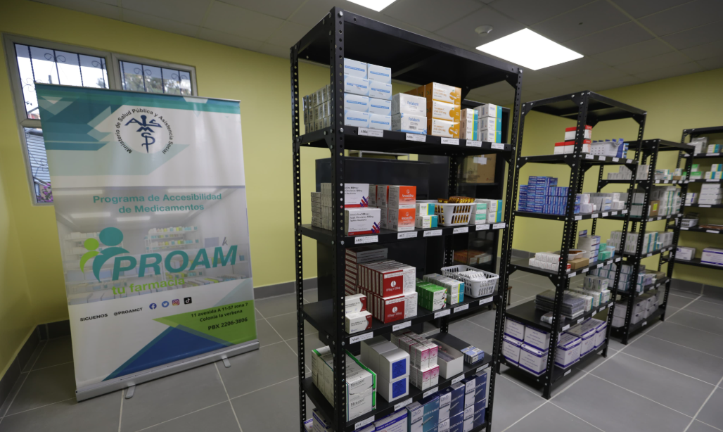 Inauguran primera Gran Farmacia de Proam en Joyabaj, Quiché. (Foto: MSPAS)