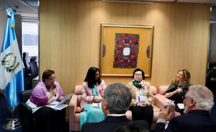 Embajada guatemalteca en Corea del Sur conmemora el Día Internacional de la Mujer con un panel de liderazgo femenino