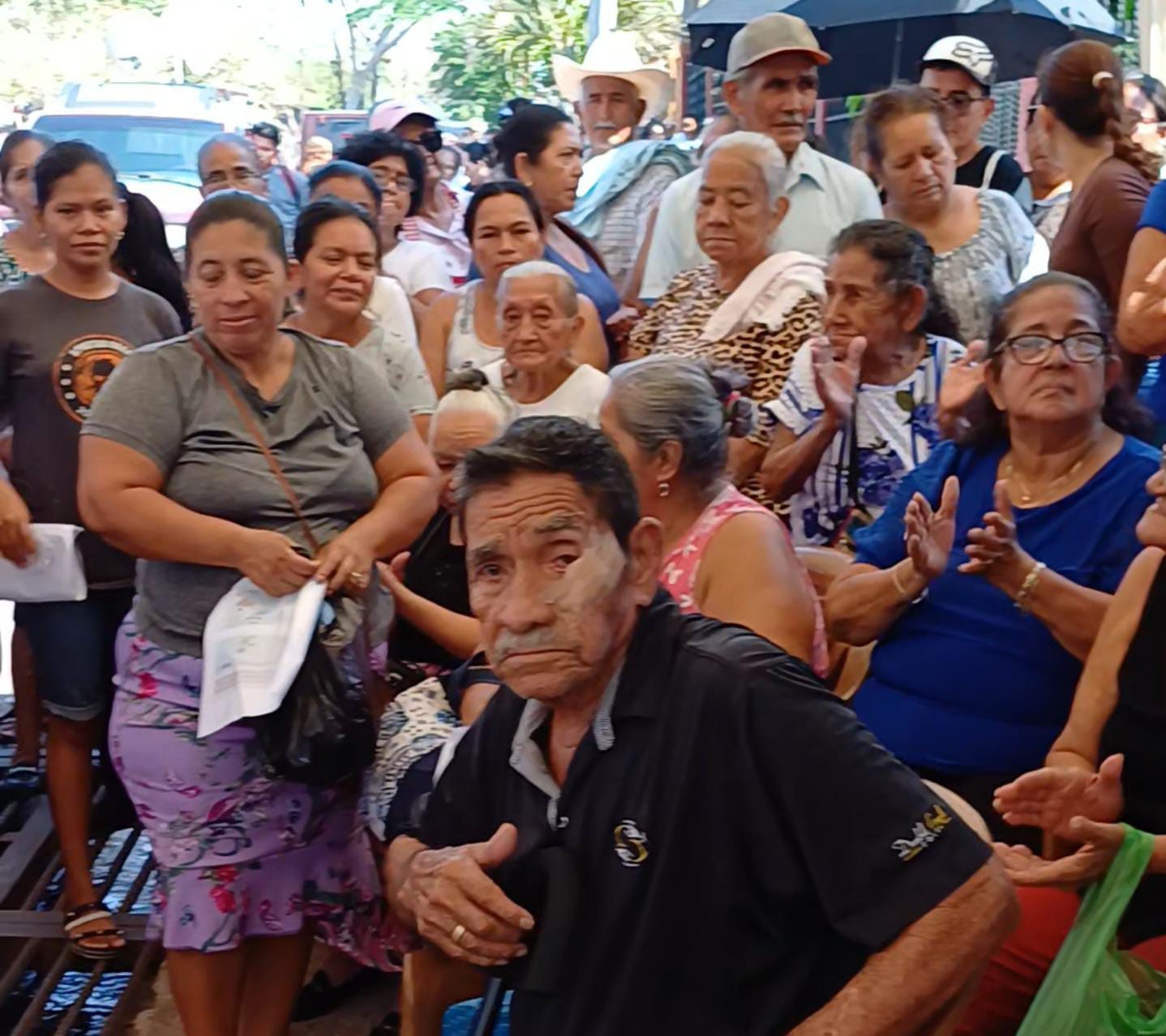 Entregan alimentos a familias del municipio de Pasaco, Jutiapa