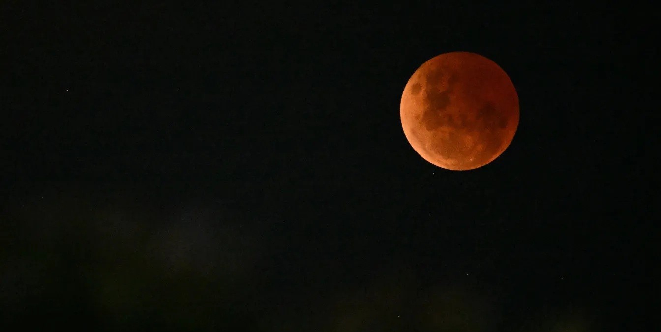 Eclipse total de Luna inaugura mañana una cascada histórica de eventos astronómicos