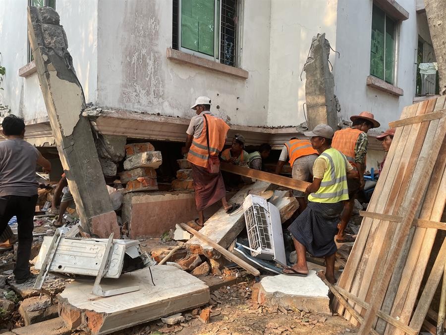 Terremoto dejó al menos tres muertos y daños en varias localidades de Birmania. / Foto: EFE.