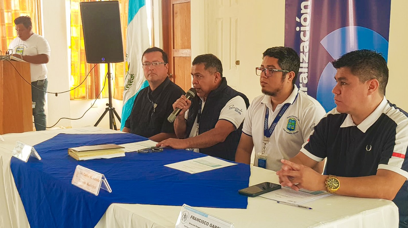 Coordinan próxima jornada móvil de servicios integrados en San Andrés, Petén