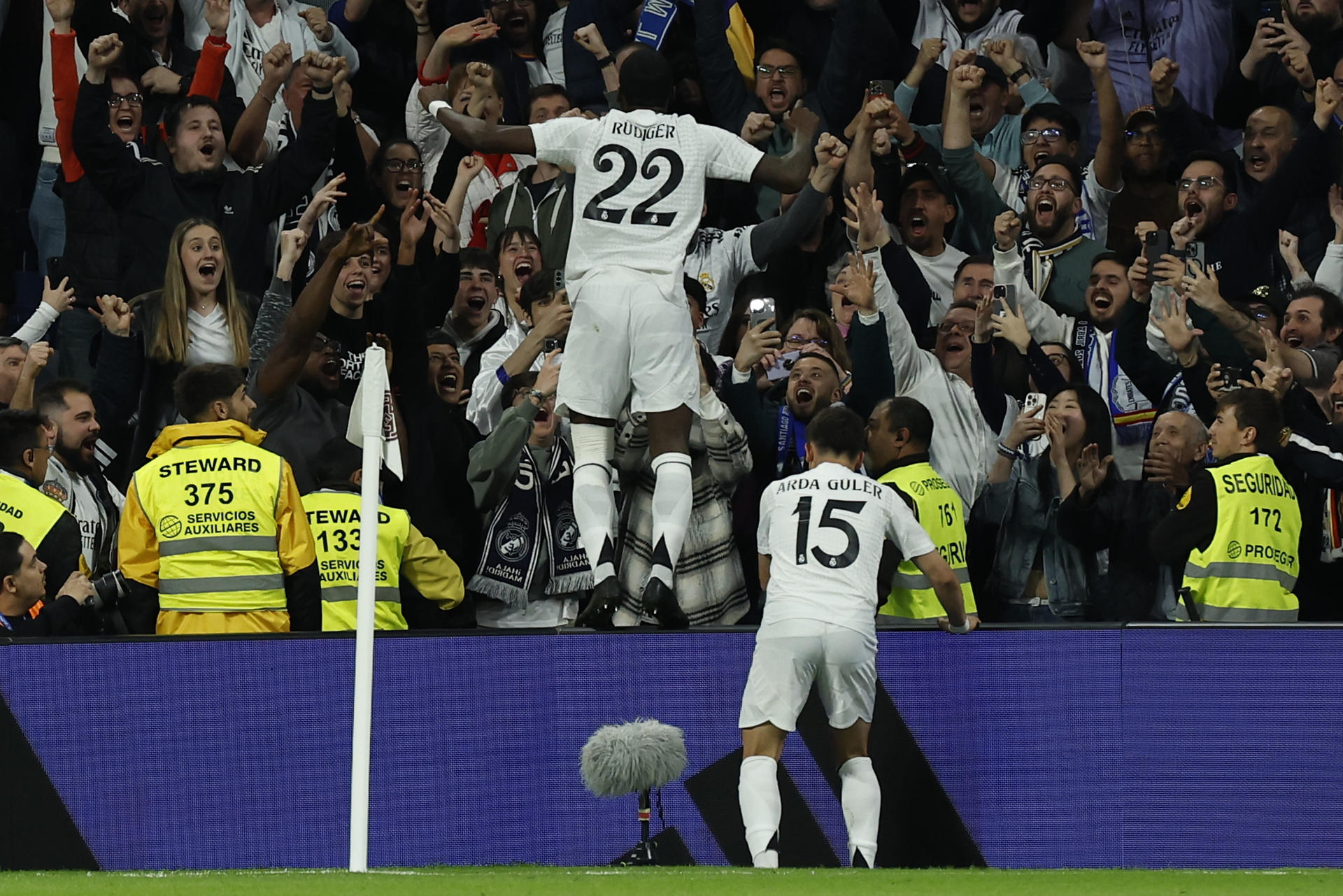 Real Madrid avanza a la final de la Copa del Rey luego de un partido de locura