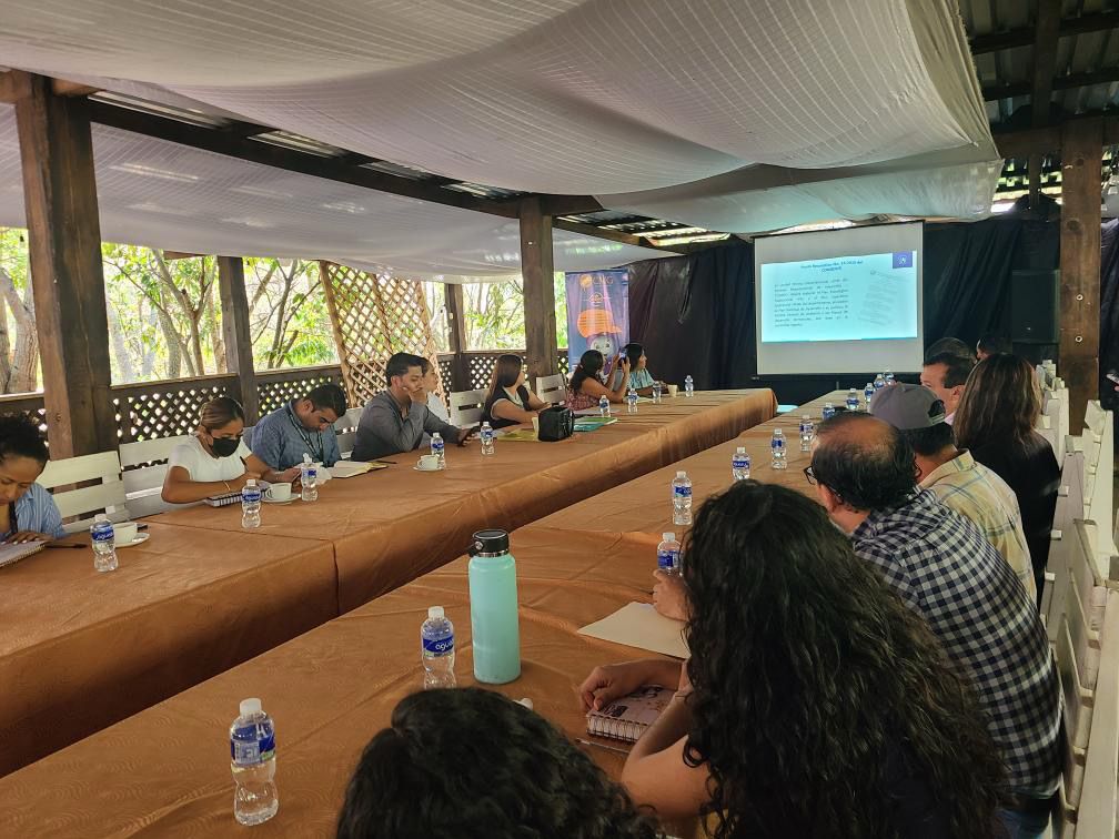 Instituciones se unen para enfrentar el analfabetismo y la desnutrición en Santa Rosa