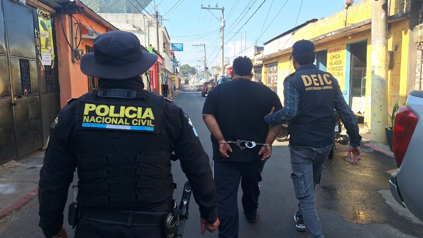 Más de 50 capturados en megaoperativo de allanamientos contra extorsiones