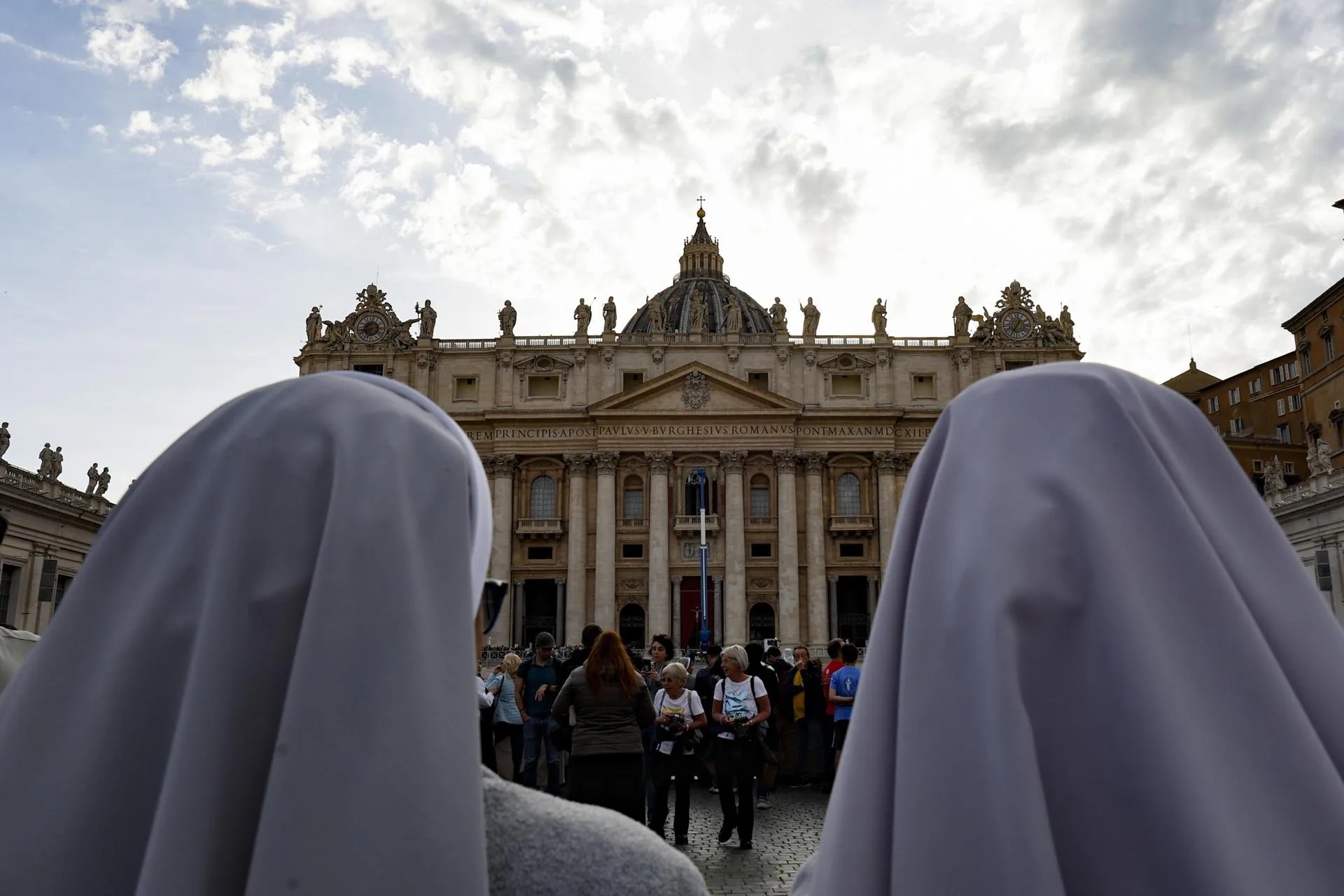 El papa Francisco falleció a causa de un ictus cerebral