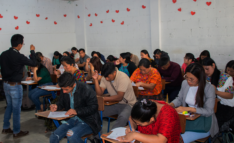 Realizarán evaluaciones del idioma Kaqchikel como parte de su preservación. (Foto: ALMG)