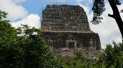 Inhabilitan el paso al Templo IV del Parque Nacional Tikal. Foto: Parque Nacional Tikal.