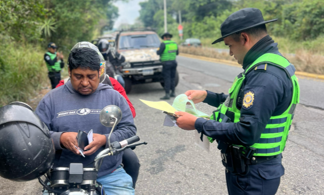 Este esfuerzo tiene como propósito prevenir accidentes de tránsito, brindar orientación a los conductores y garantizar una movilidad segura. / Foto: DT-PNC.