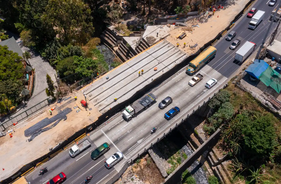 Así avanzan los travajos en el kilómetro 17.5 de la ruta al Pacífico. /Foto: CIV.