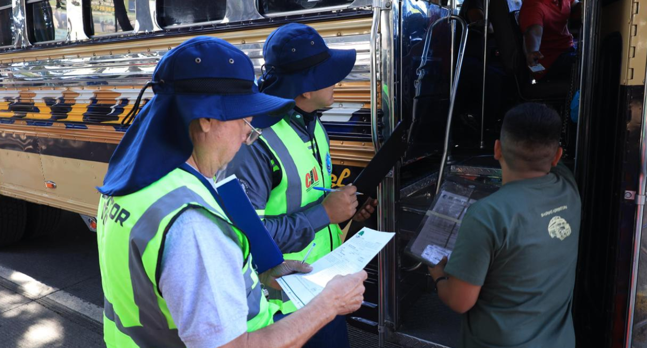 DGT y Provial supervisaron el transporte extraurbano en Semana Santa