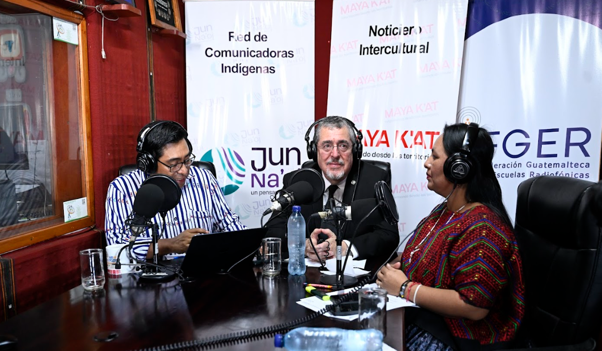 Presidente en entrevista en FGER.