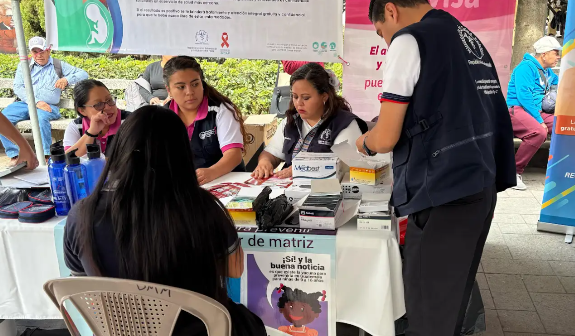 ExpoCap acerca servicios esenciales para brindar atención integral y fortalecer la migración regular. (Foto: MSPAS)