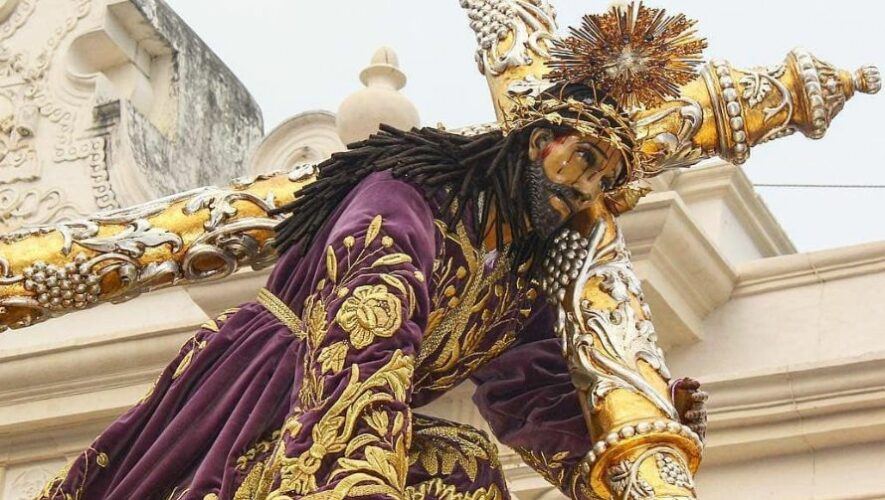 Jesús Nazareno de la Caída abre cortejos procesionales mayores en La Antigua Guatemala