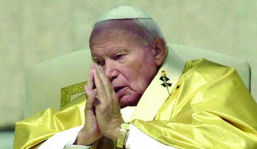 Durante sus últimos años, Juan Pablo II estuvo aquejado por la enfermedad de Parkinson.