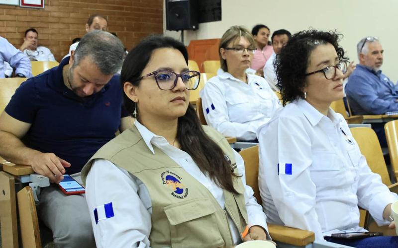 Presentación de resultados de investigación sobre inocuidad aviar. / Foto: MAGA.