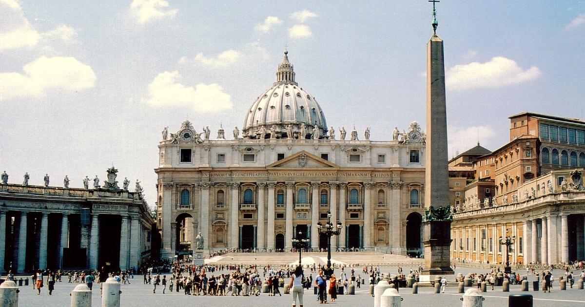La basílica vaticana y la de la sepultura del Papa cerrarán sus Puertas Santas el sábado