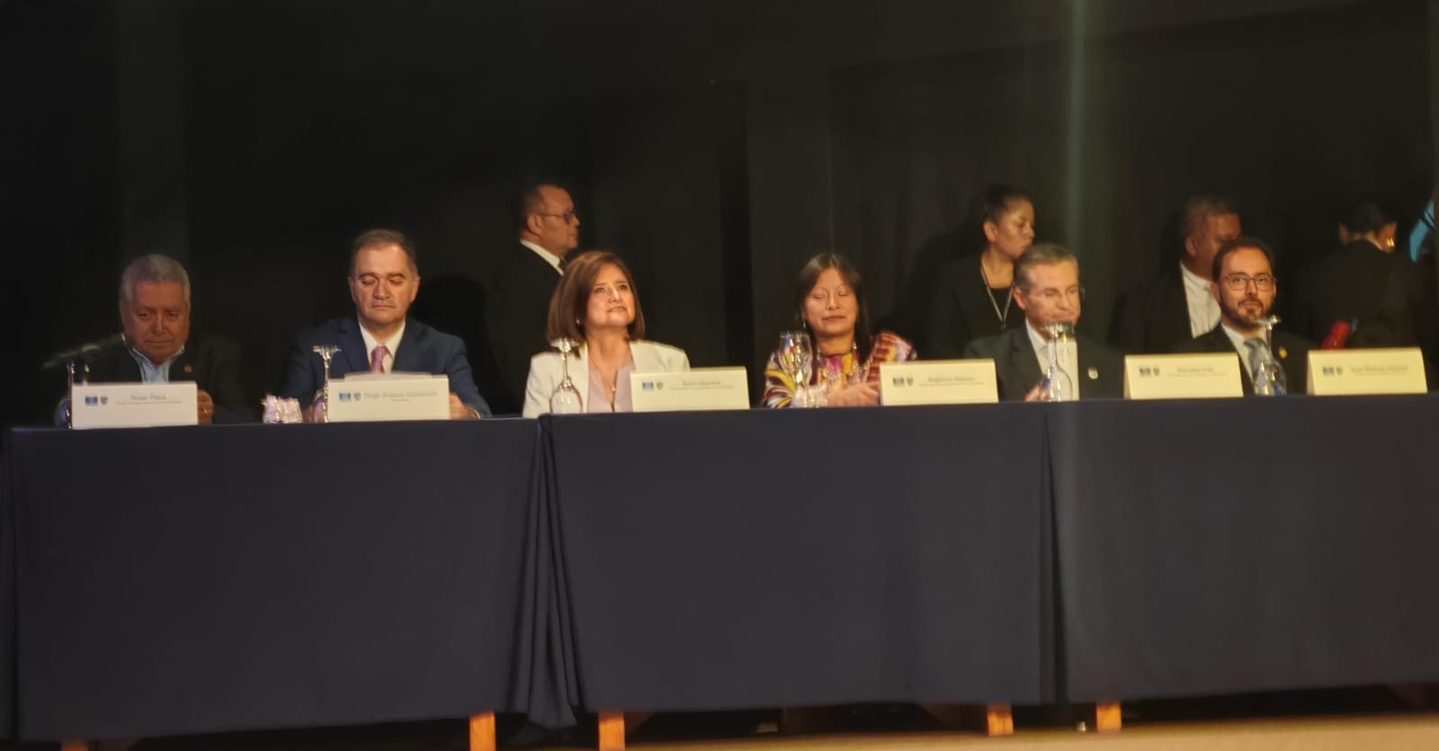 Vicepresidenta Herrera impulsa programa de denuncia anónima en Antigua Guatemala