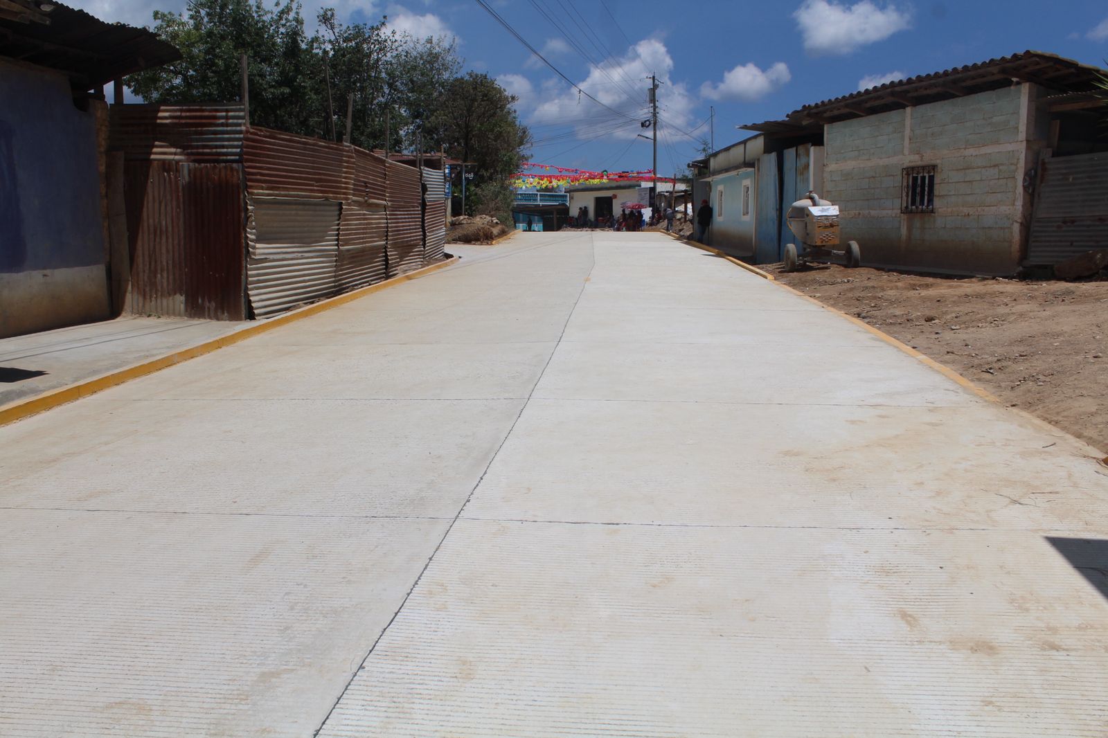 Entregan mejoramiento de camino rural en caserío Chonimatux y aldea Tierra Colorada, Momostenango