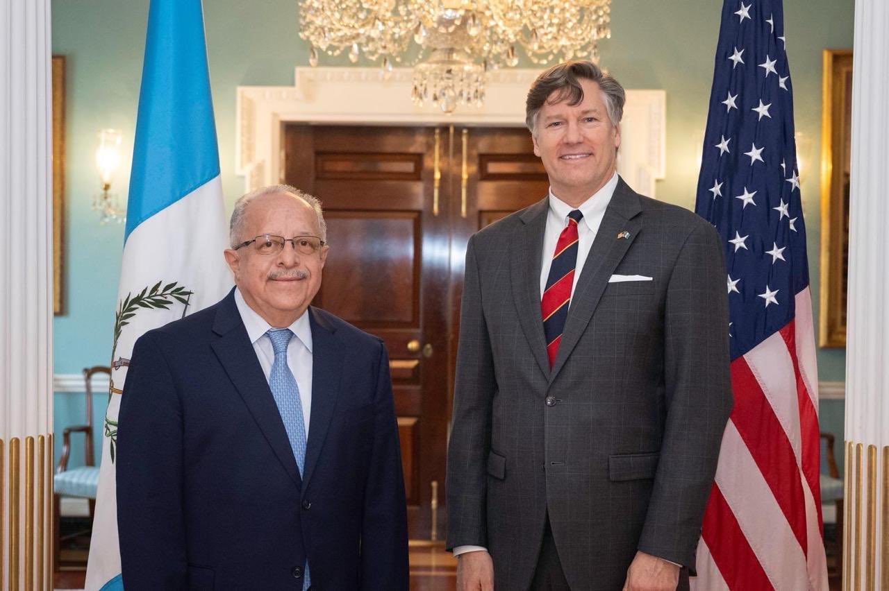 Subsecretario de Estado de EE. UU. reconoce esfuerzos y agradece colaboración del Gobierno de Guatemala
