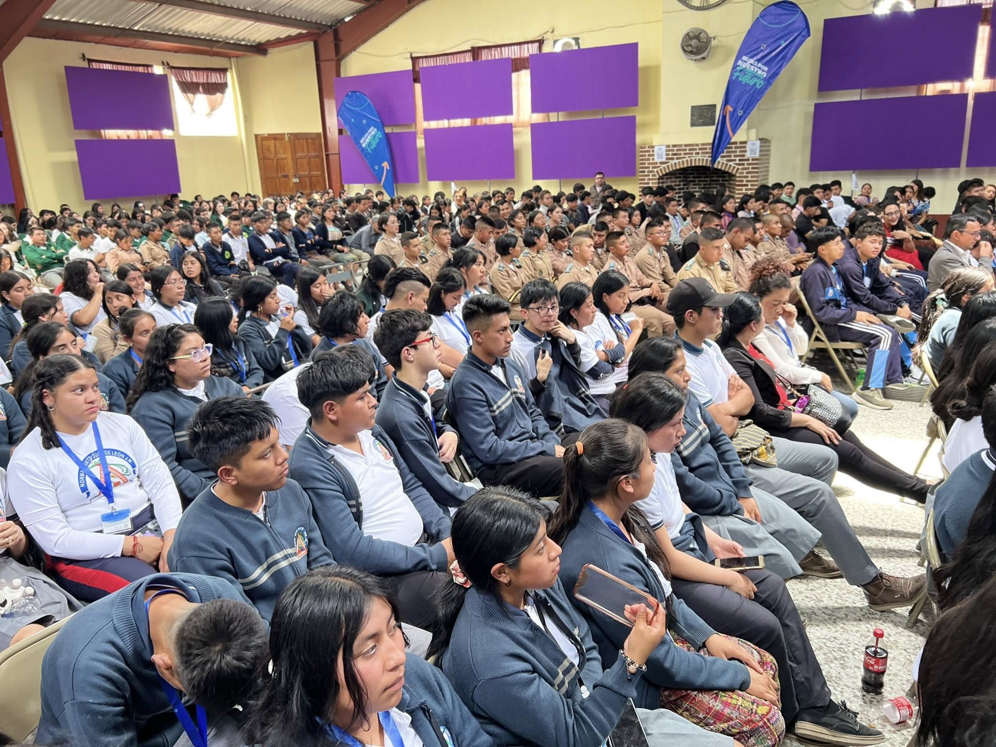 Becas por Nuestro Futuro en Quiché, compromiso con la educación y el desarrollo del pueblo digno