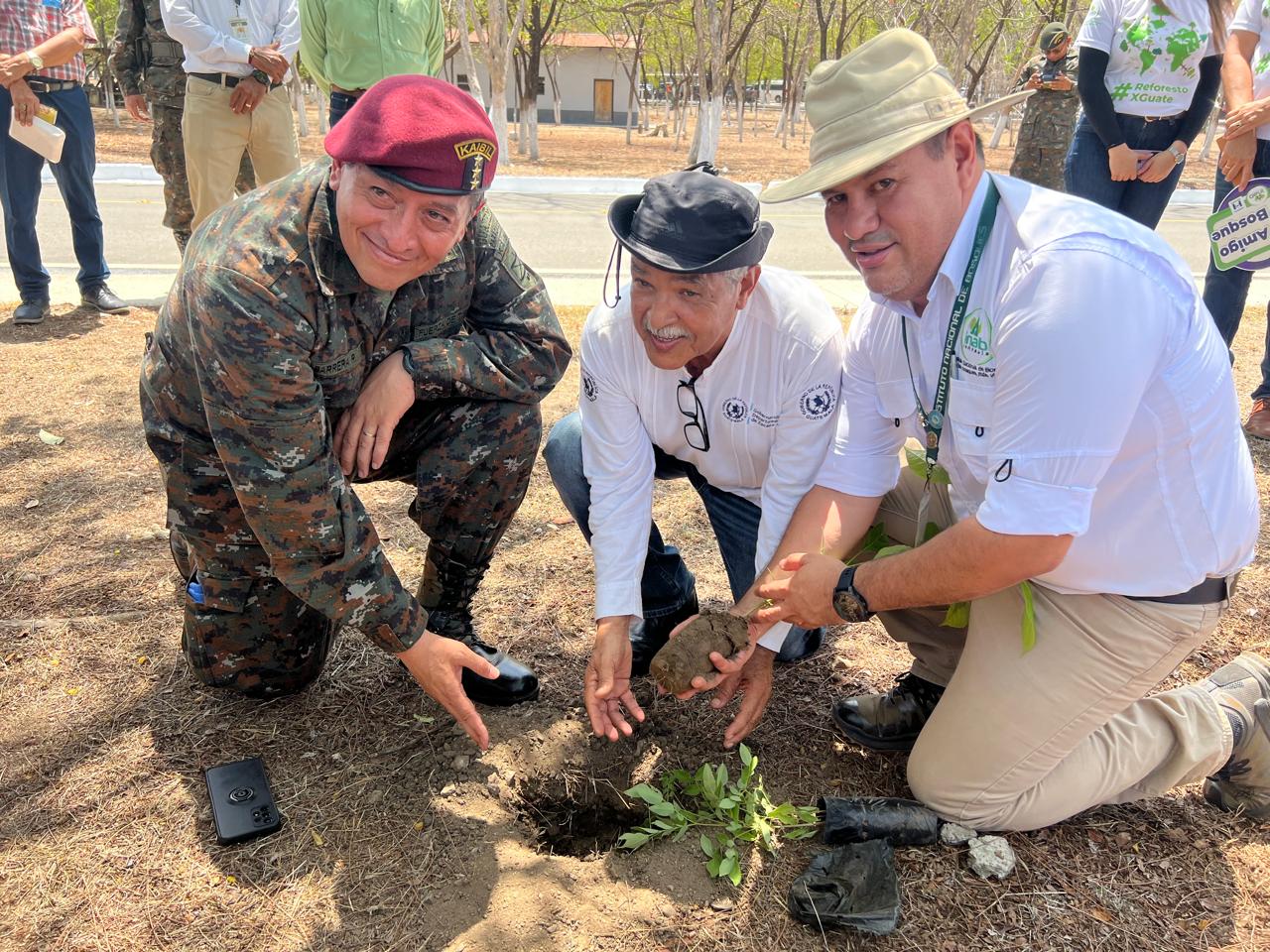 Arranca campaña de reforestación Sembrando Huella 2025 en Zacapa