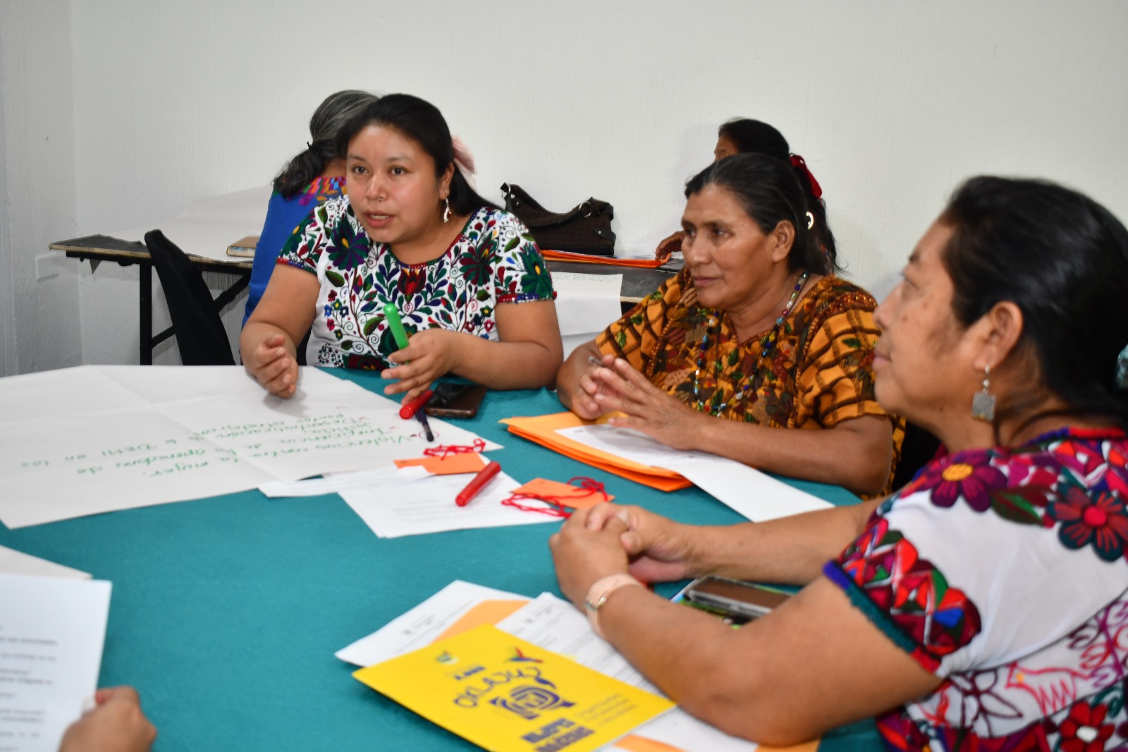 Realizan diálogos territoriales desde la perspectiva de mujeres en Huehuetenango