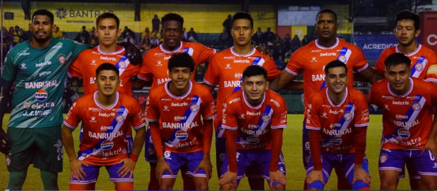 Xelajú MC anuncia salida de 10 jugadores de cara al Apertura 2025