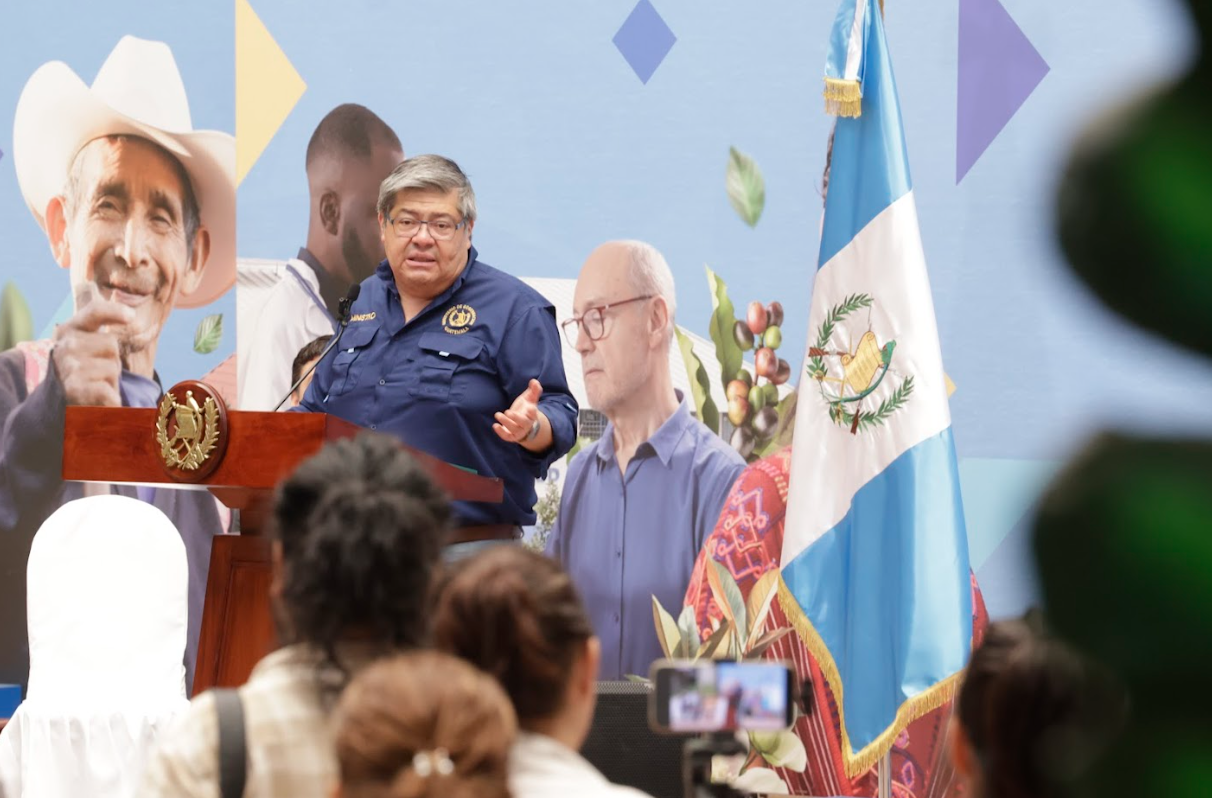 Ministro de Gobernación aclara investigación sobre contenedor con ilícitos en República Dominicana
