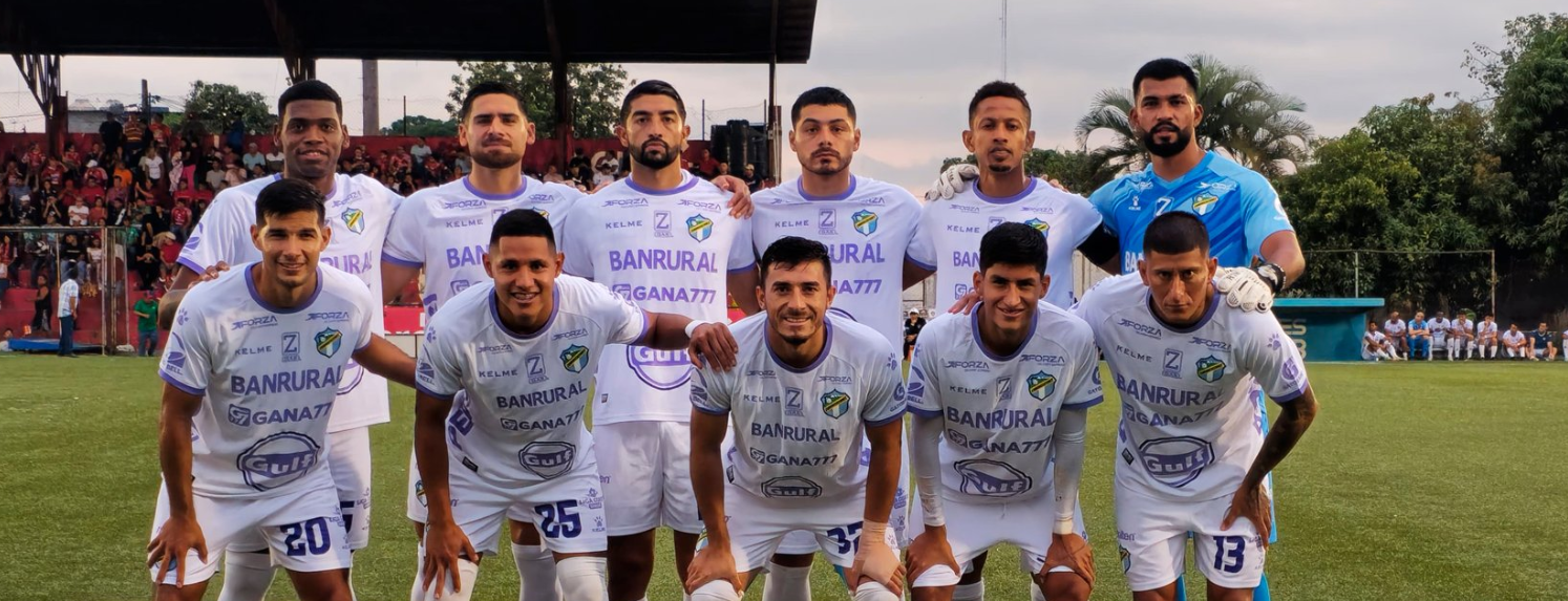 Liga Nacional confirma sanciones sobre Comunicaciones tras invasión de cancha