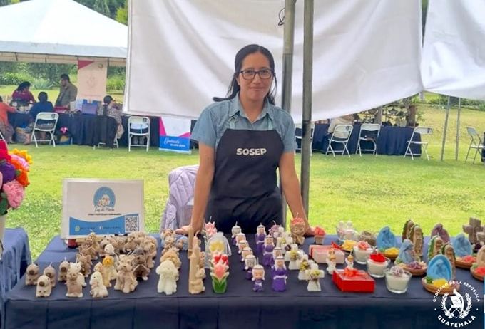 Paseo Artesanal beneficia a mujeres de San Cristóbal Acasaguastlán./Foto: SOSEP.