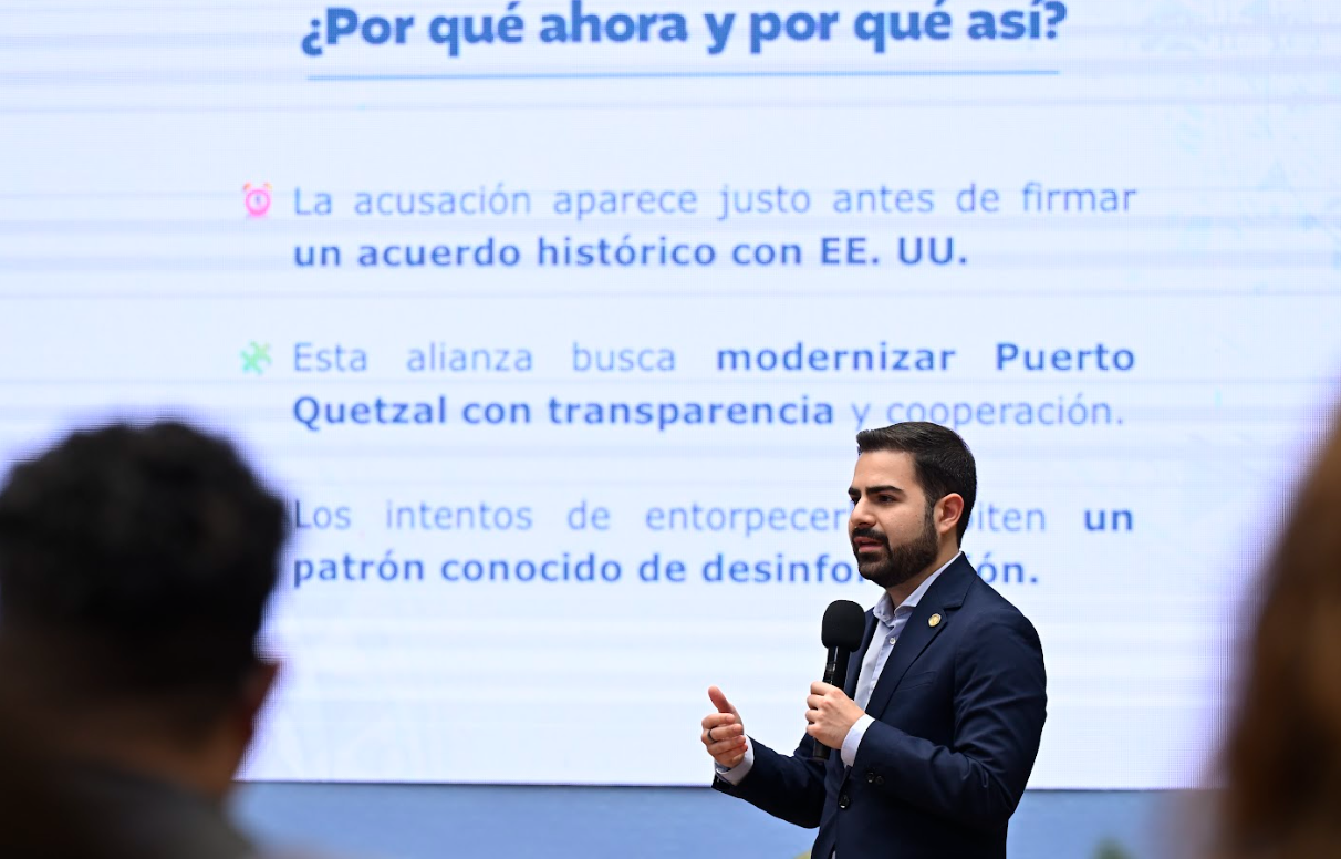 Secretario de Comunicación desmiente rumores sobre puerto Quetzal