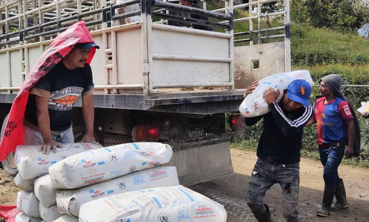 Mano a Mano busca mejorar condiciones de vida a través de pisos dignos./Foto: Mides.
