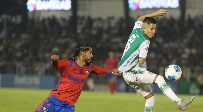 Clausura 2025: Municipal aguanta el empate en Antigua y deja todo para la vuelta