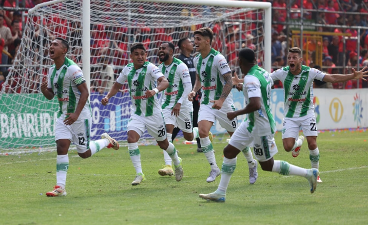 Clásico de finales: Antigua GFC le gana otra vez a Municipal donde más duele