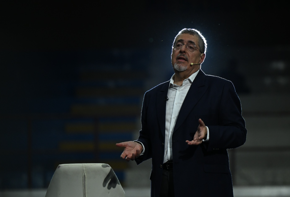 Presidente Bernardo Arévalo enfatiza que la lucha contra la corrupción es una prioridad de su gobierno./Foto: Byron de la Cruz.