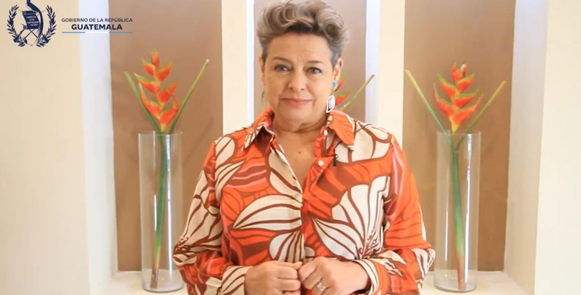 Doctora Lucrecia Peinado niega estar en México por exilio político