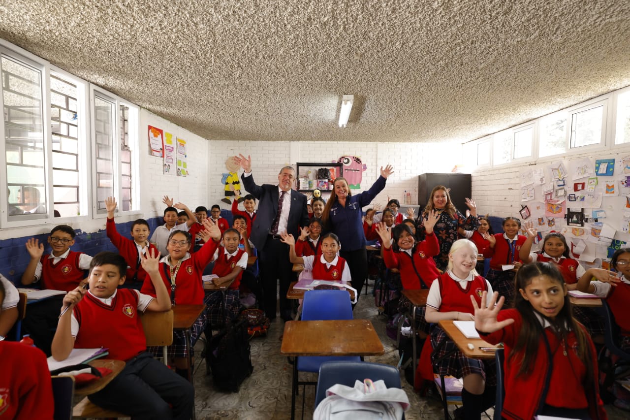 Presidente Arévalo supervisa avances de la Estrategia de Nivelación de los Aprendizajes