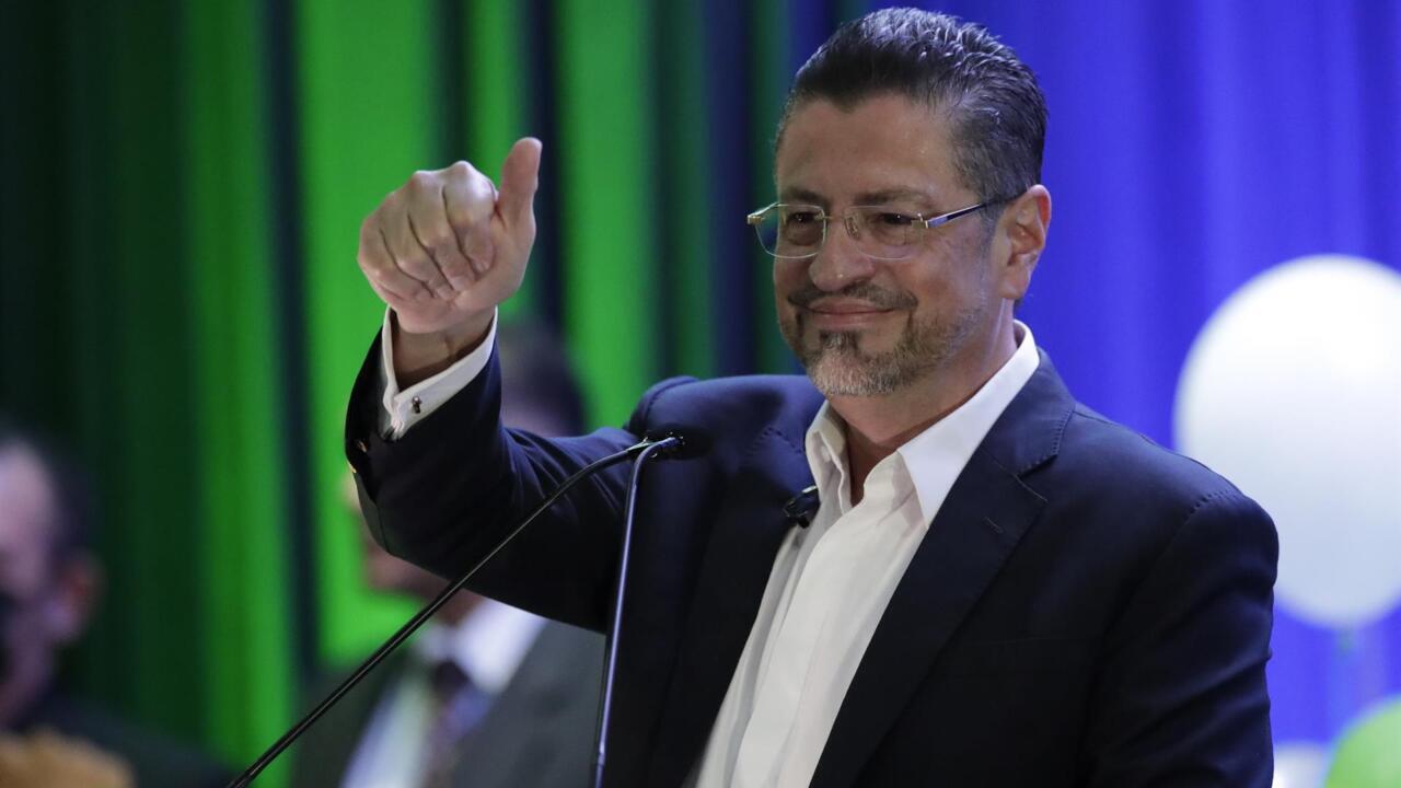 Presidente de Costa Rica se disculpa con el presidente Arévalo