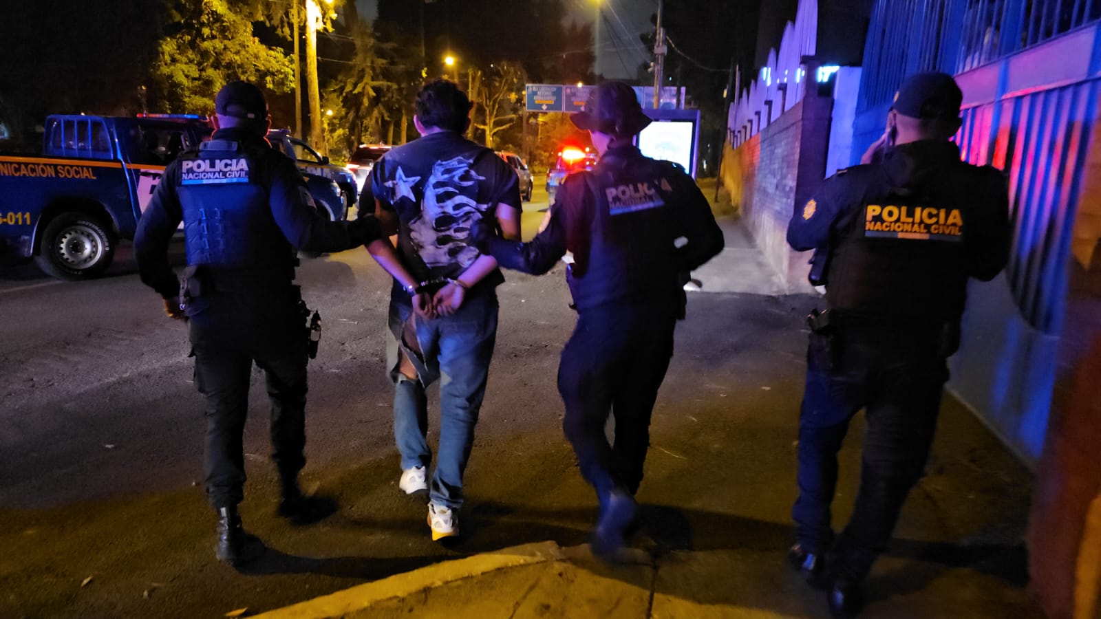 PNC captura a hombre que embistió y causó la muerte de agente durante operativo en zona 14