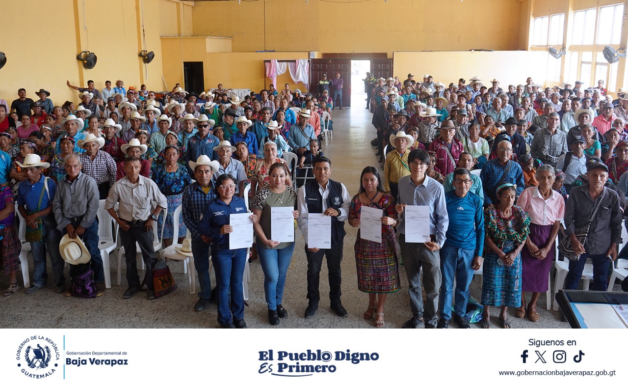 Entregan Aporte Económico del Adulto Mayor en Cubulco, Baja Verapaz
