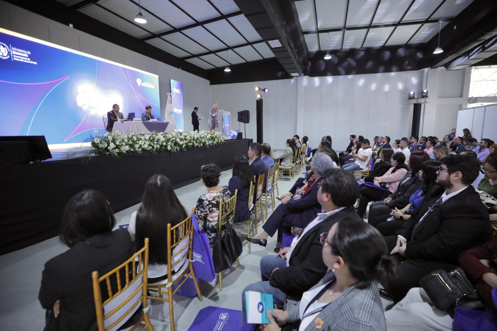 Expo Mipyme 2025: La puerta de entrada al mercado público y convertirse en proveedor del Estado
